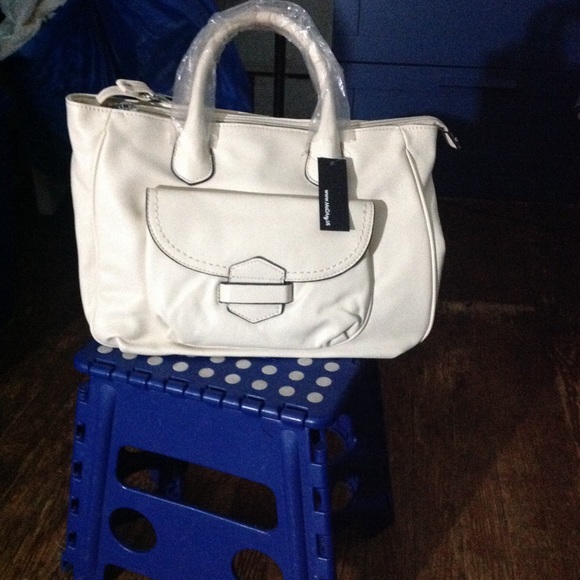 BRAND NEW Soft satchel, crossbody, tote -Off White - Picture 5 of 6